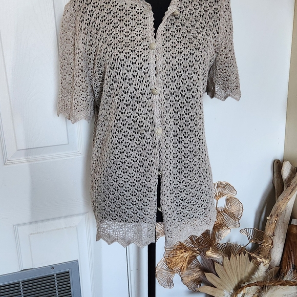 Vintage crochet button up blouse - Picture 2 of 6